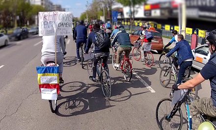 Bicicliștii din Constanța vor pedala într-un marș de protest pe străzile orașului