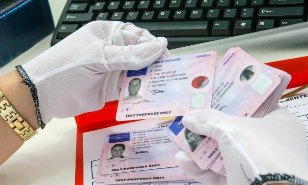 Constănțenii care nu și-au primit permisele auto, nevoiți să le ridice personal