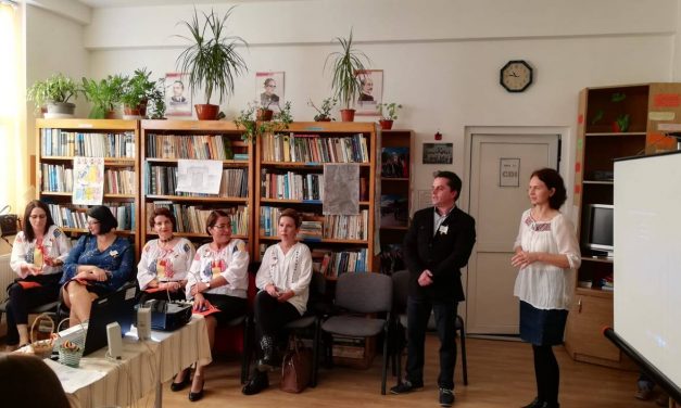 Liceul Cobadin deschide seria evenimentelor dedicate Marii Uniri: „Poezie, joc și cântec pentru centenar”