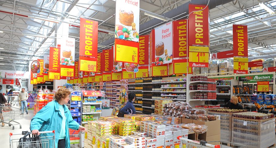 Auchan, Carrefour și Cora, amendate cu milioane de euro. Au mers mână-n mână pentru fixarea prețurilor la promoții