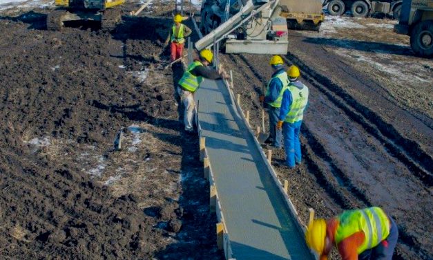 Afaceristul care a construit un metru de autostradă în Moldova, luat în vizor de autorități