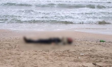 Cadavrul unei femei, găsit pe plaja din Mamaia. Lângă ea erau 5.000 de euro și un bilet de adio