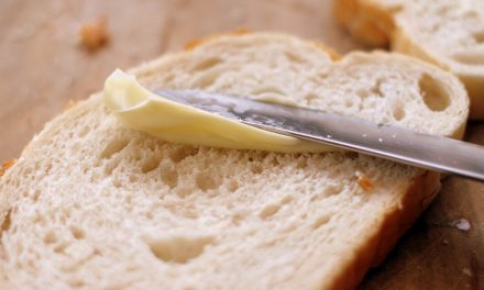Margarina, mezelurile sau popcornul pentru microunde vor dispărea de pe piață din 2021