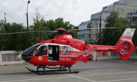Tragedie la Năvodari. Un copil de doi ani a căzut de la etajul 5. Micuțul, preluat în comă de un elicopter SMURD / UPDATE: Copilul a murit