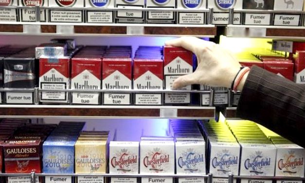 Ministerul Sănătății recomandă Parlamentului să nu interzică reclamele la țigări și expunerea în magazine