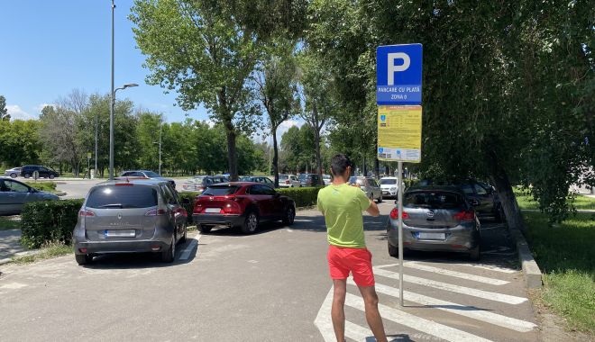 Experiență de turist în Mamaia: „Am pus alarmă pe telefon, mă trezesc noaptea la 3 să plătesc parcarea”