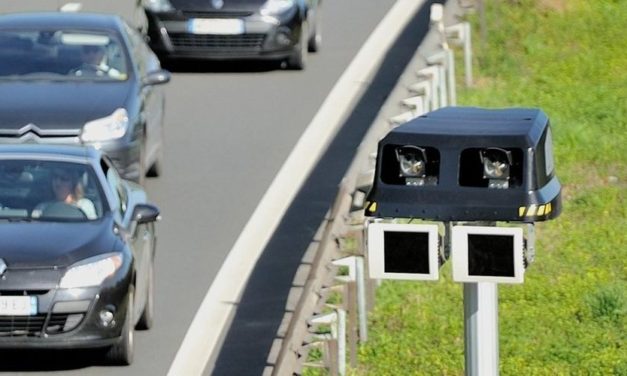 600 de radare fixe, montate pe drumurile din România, inclusiv pe A2. Vor citi viteza, dacă ai ITP și RCA