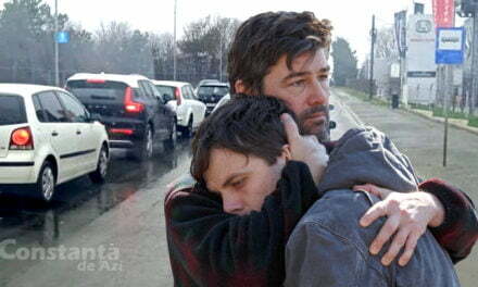 Despărţire în lacrimi între doi şoferi blocaţi pe Aurel Vlaicu. „Ne-am ţinut de urât… Parcă ne ştiam de-o viaţă!“