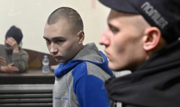 Închisoare pe viață. Sentința dată primului soldat rus judecat pentru crime de război în Ucraina