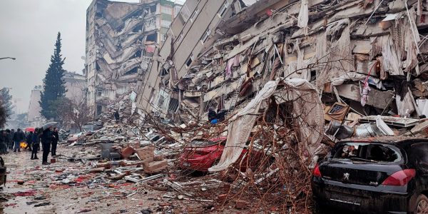 Clădiri dărâmate în cutremurul din Turcia